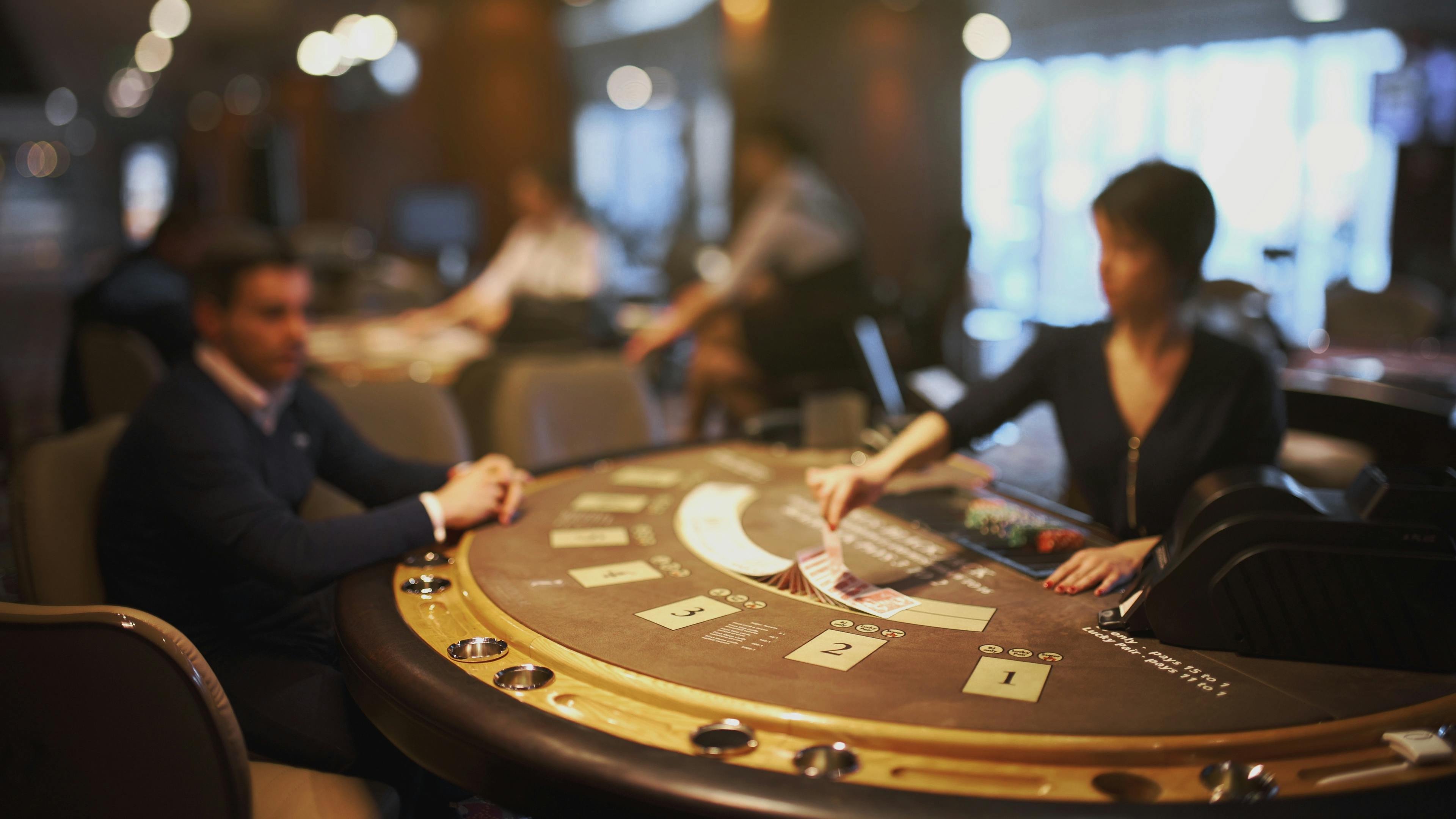 m9aisa Live ကတ်ဂိမ်းများ Baccarat Poker Blackjack Dragon Tiger
